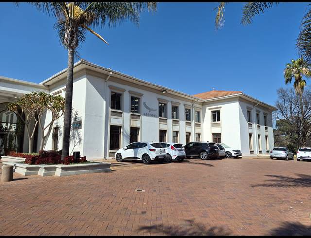 162M² OFFICE TO LET IN SANDTON CENTRAL
